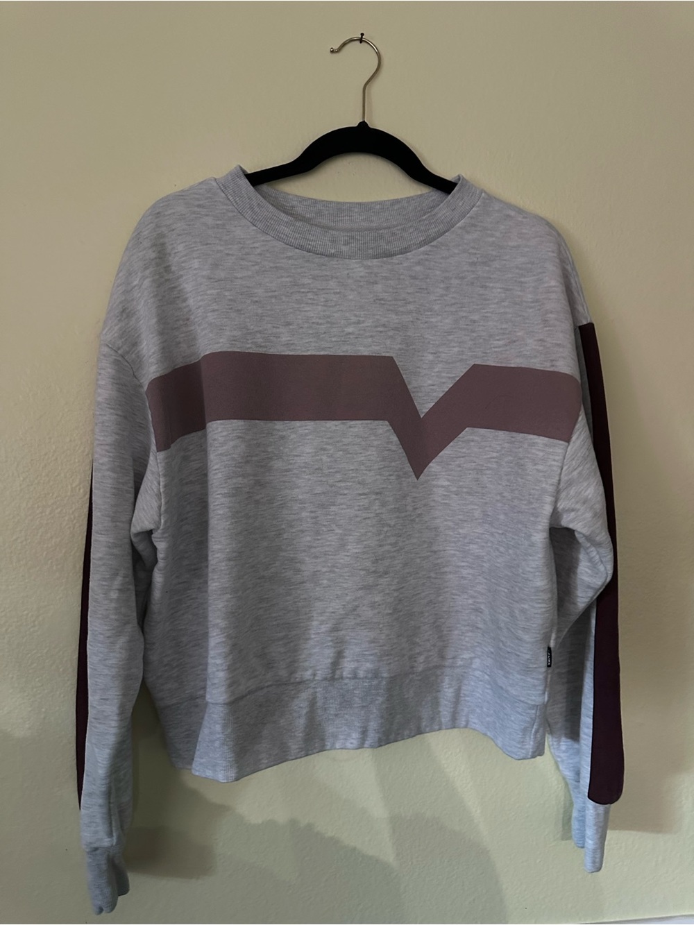 Vans Light Gray Crewneck Sweatshirt with Mauve Chevron Stripe